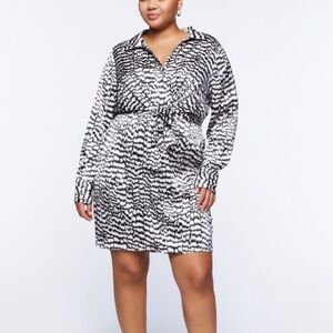 Forever 21 NWT Abstract Long Sleeve Mini Dress 1X